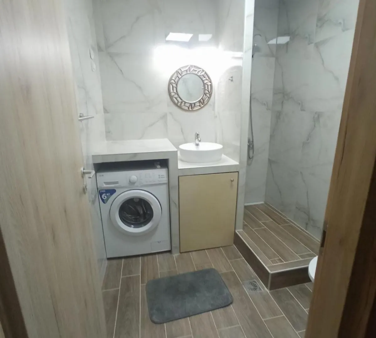 Polit Luxury Aprt 2 Bedrooms Thessaloniki Apartment